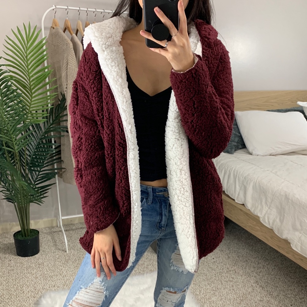 🆕 Burgundy White Reversible Teddy Jacket - Picture 2 of 8